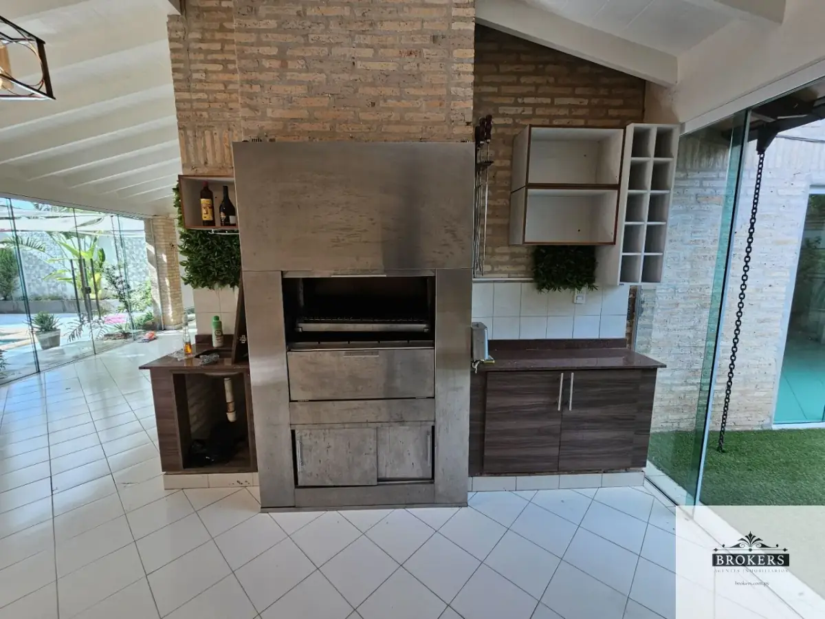 Casa de 3 dormitorios en Venta en Cuarto Barrio, Luque - Image 19