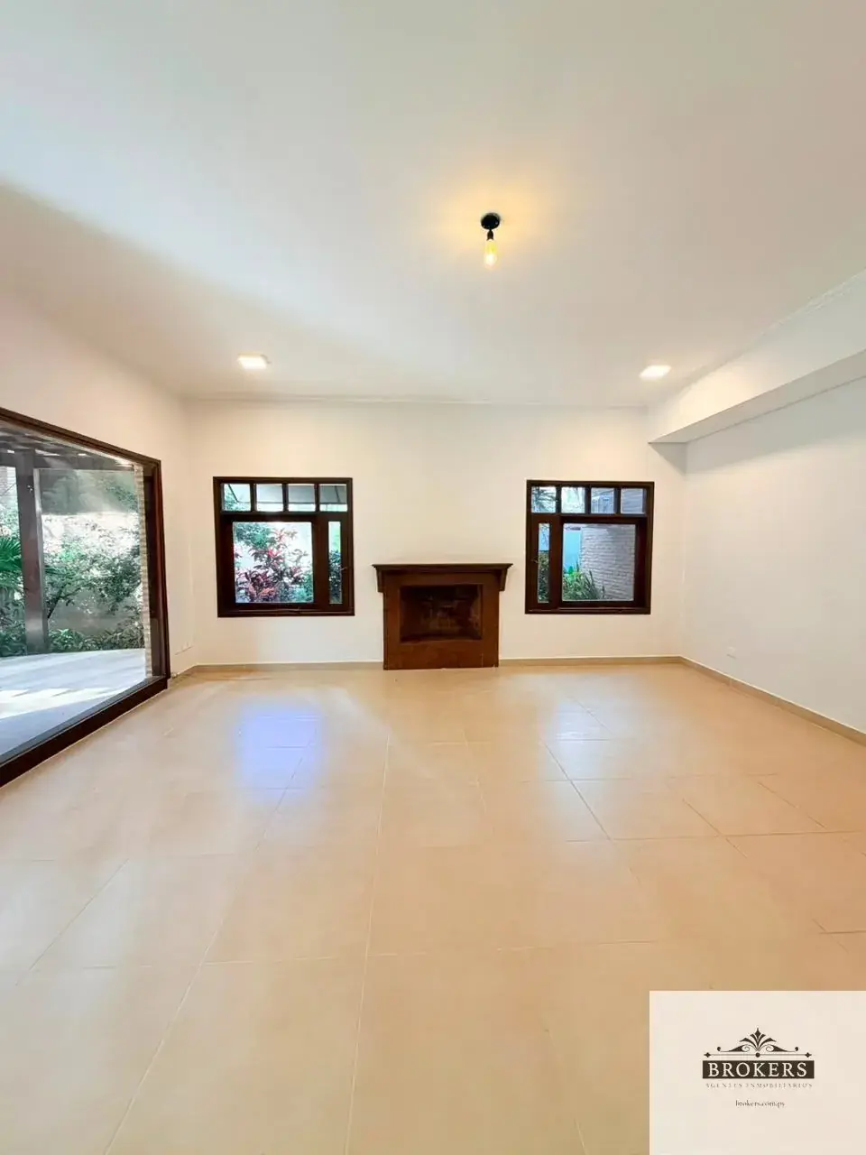 3-Bedroom House for Rent in San Jorge, Asunción - Image 4