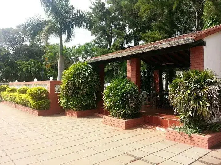 Casa de 6 dormitorios en Venta en Capiatá - Image 10
