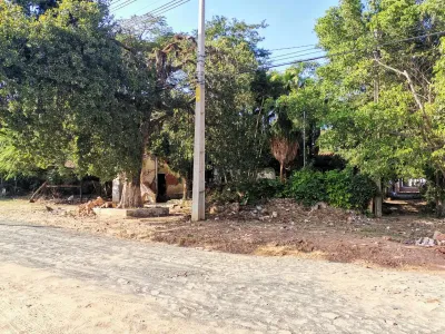 702m² Land for Sale in Loma Pytá, Asunción