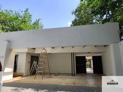 Casa de 8 dormitorios en Venta en Recoleta, Asunción
