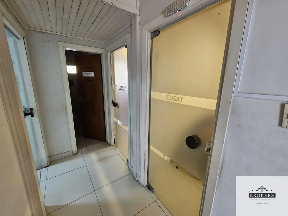 Office of 400m² for Sale in Ytay, Asunción