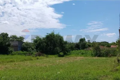 Terreno de 529m² en Venta en Julián Augusto Saldívar