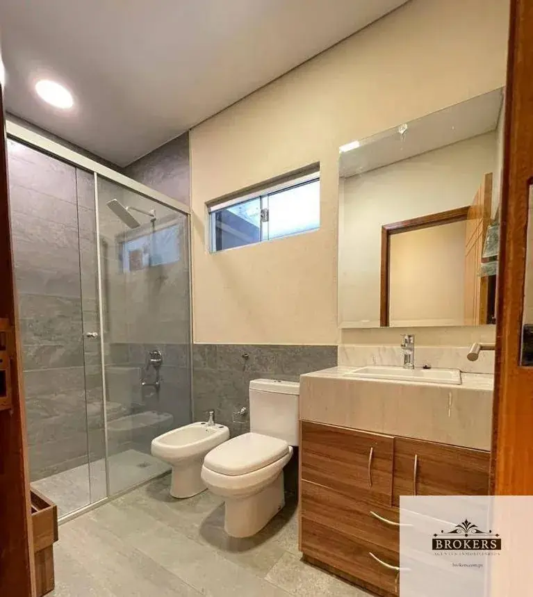 3-Bedroom House for Sale in Ycuá Satí, Asunción - Image 6