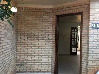 2-Bedroom House for Sale in San Lorenzo