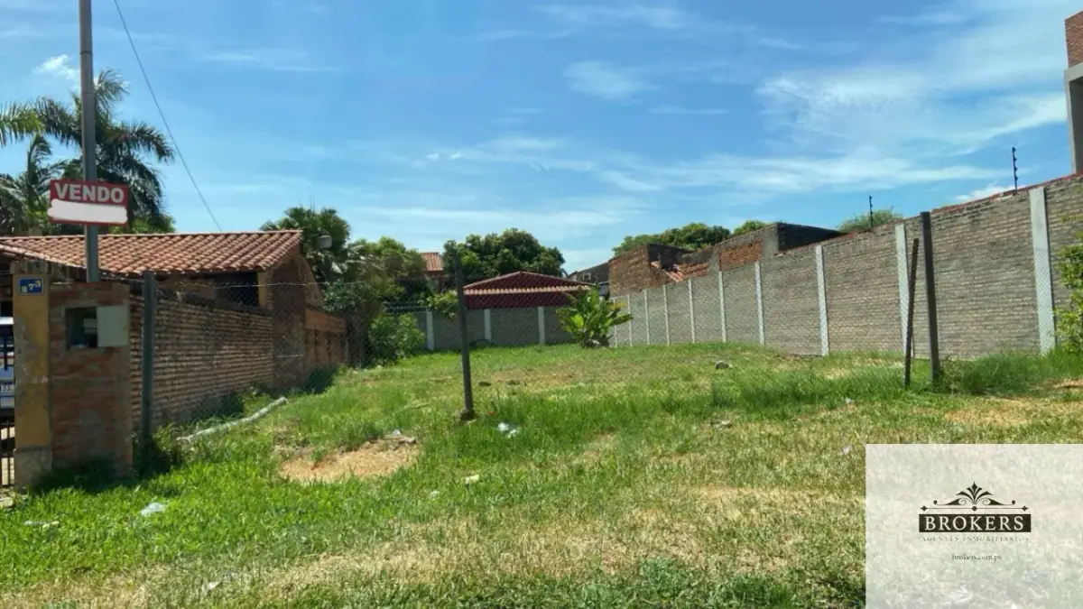 Terreno de 456m² en Venta en Cuarto Barrio, Luque