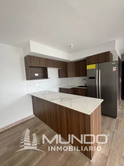 Departamento de 2 dormitorios en Bari, 66m², en Alquiler en Fraijanes