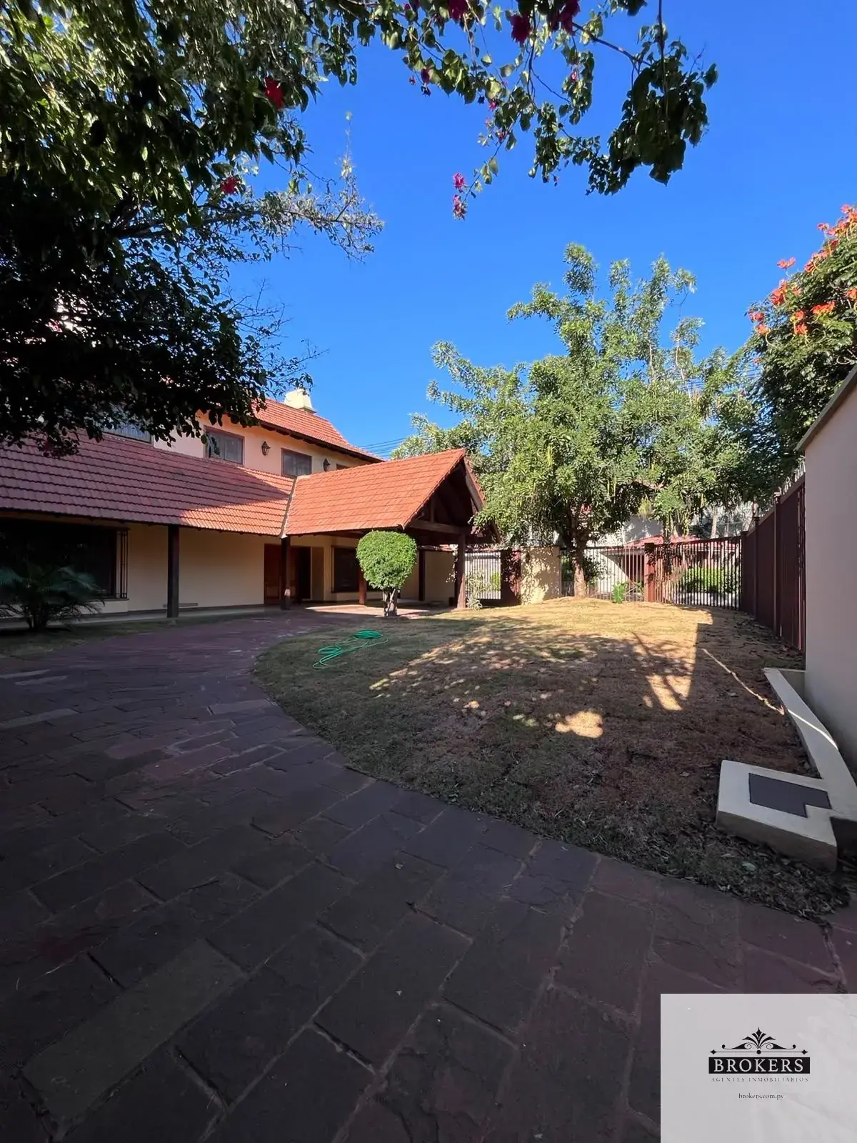 Commercial Space of 500m² for Rent in San Cristobal, Asunción - Image 3