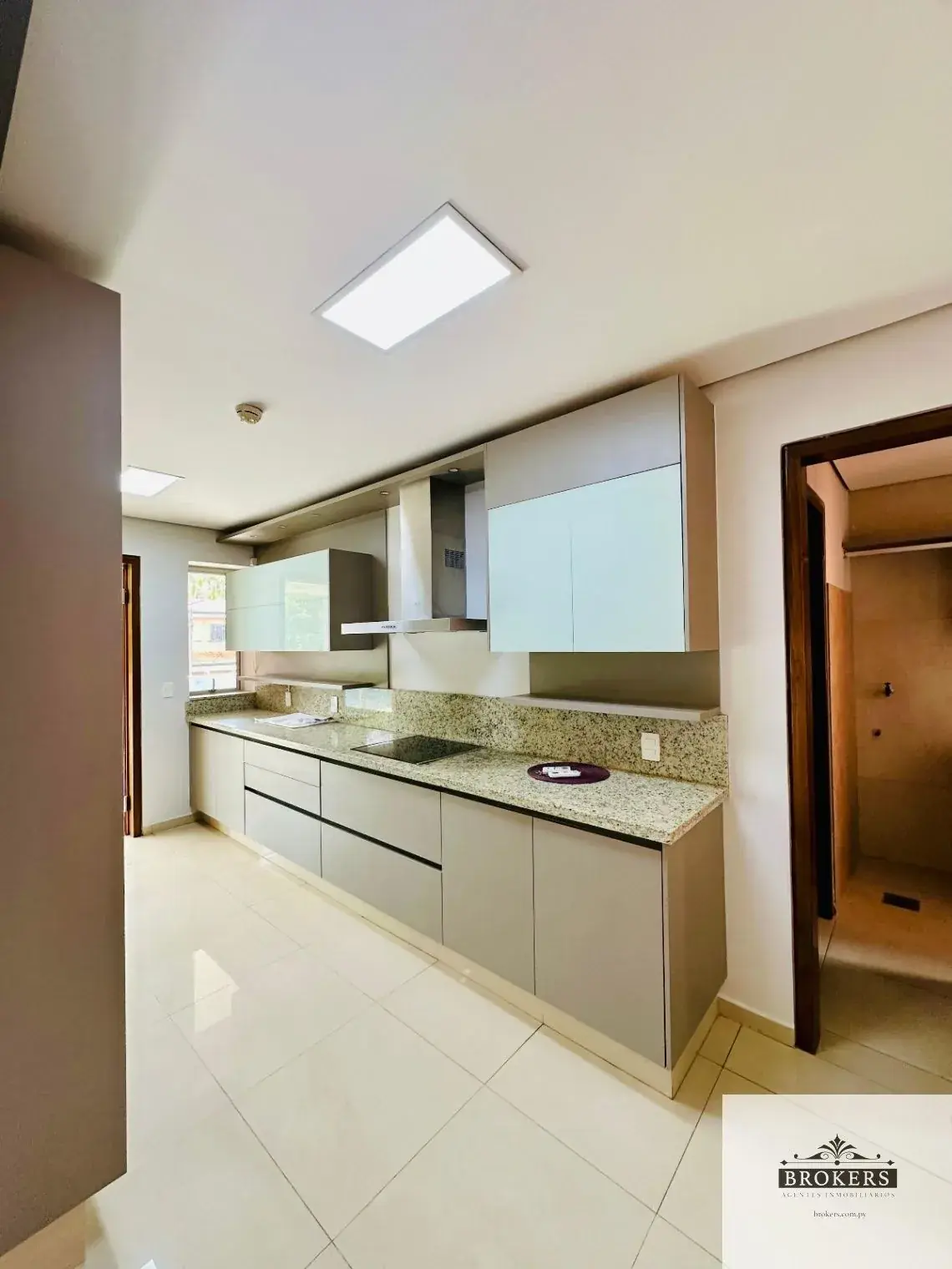 Departamento de 3 dormitorios en Venta en Mburucuyá, Asunción - Image 7