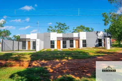 Casa de 2 dormitorios en Venta en Yukyry, Luque