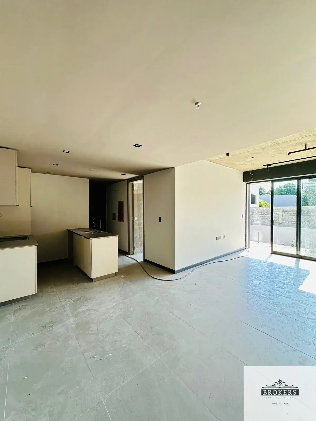 3-Bedroom Apartment for Sale in Herrera, Asunción - Image 4