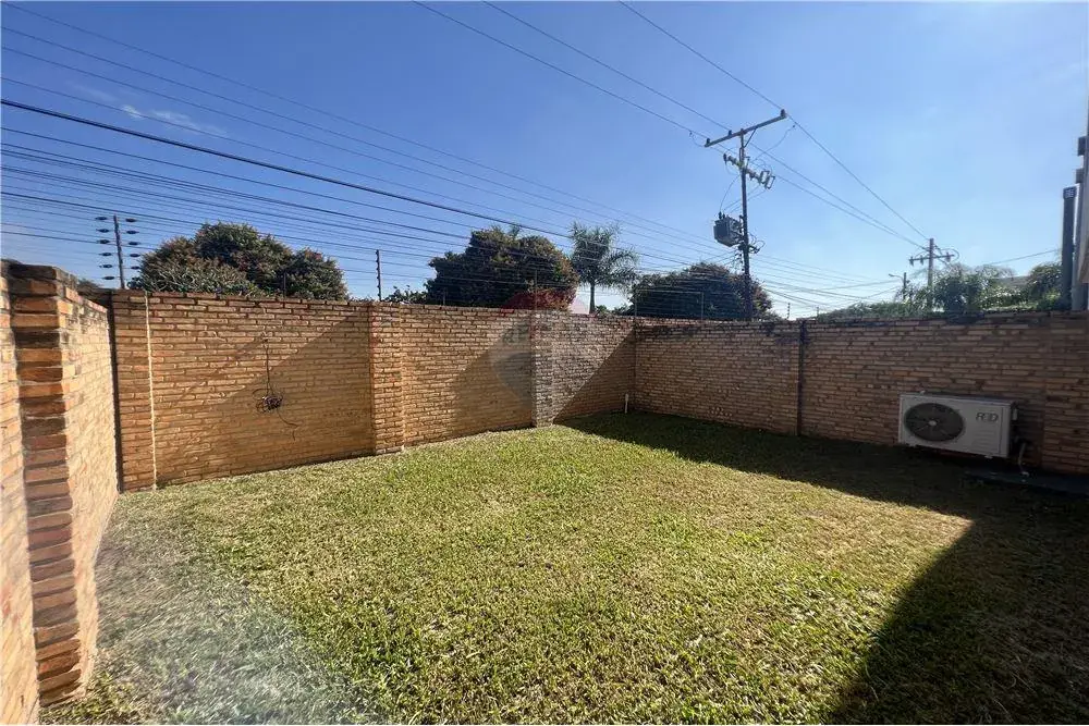 Departamento de 3 dormitorios en Venta en Cuarto Barrio, Luque - Image 11