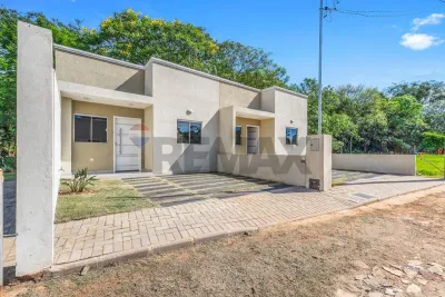 Casa de 2 dormitorios en Venta en Segundo Barrio, Luque