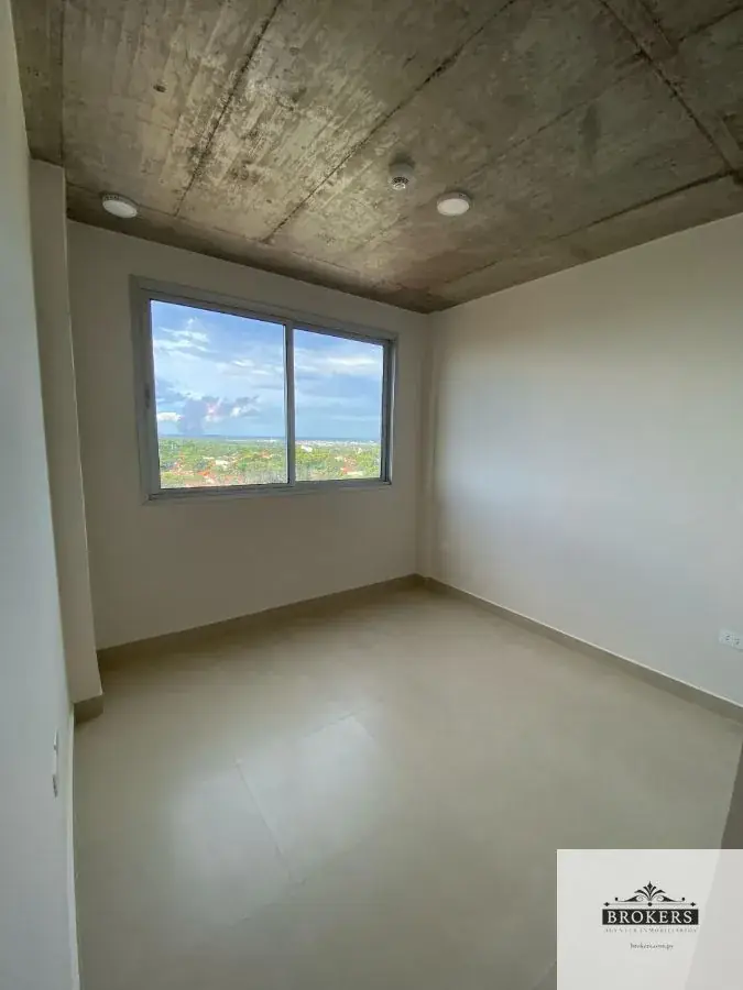 Departamento de 2 dormitorios en Venta en Santisima Trinidad, Asunción - Image 16