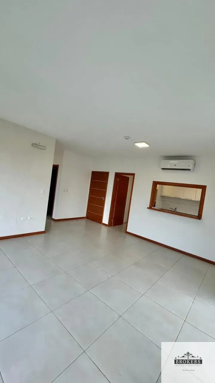 2-Bedroom Apartment for Sale in Madame Lynch, Asunción - Image 4