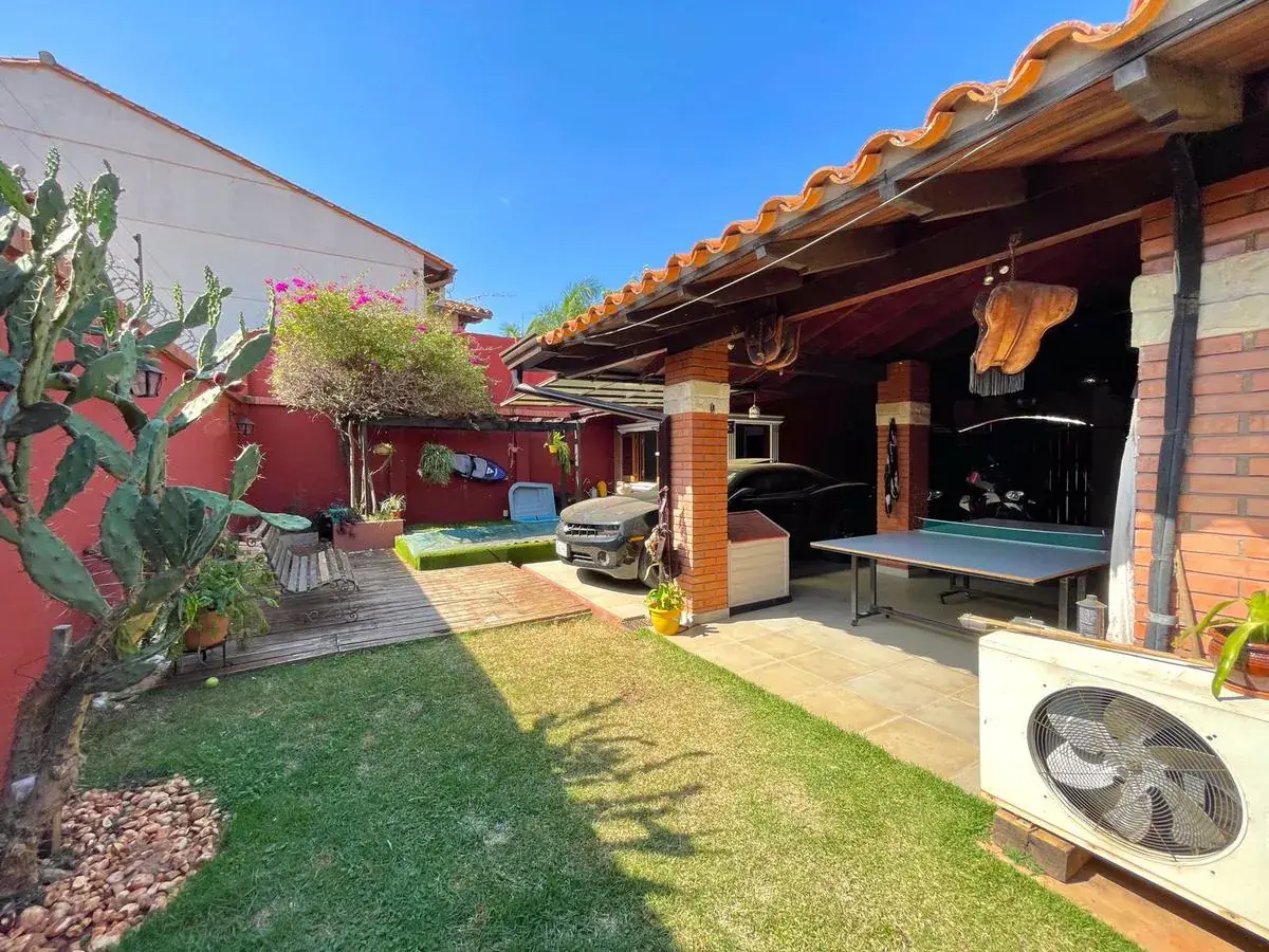 Casa de 4 quartos à Venda em Ytay, Assunção - Image 19