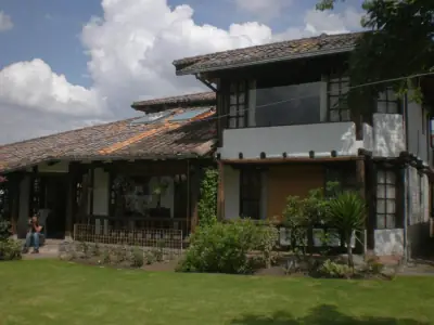 Casa de 3 dormitorios en casa, 250m², en Venta en Urbanización Los Chillos, Sangolqui