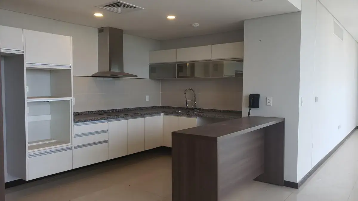3-Bedroom Apartment for Sale in Mariscal Estigarribia, Asunción - Image 4