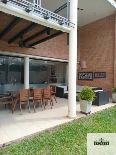 Casa de 3 dormitorios en Alquiler en Mburucuyá, Asunción