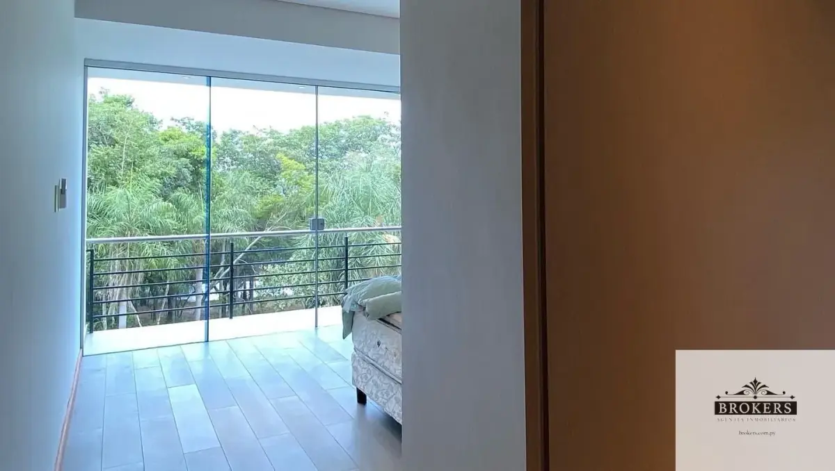 3-Bedroom House for Sale in Cristóbal Colón, San Bernardino - Image 17