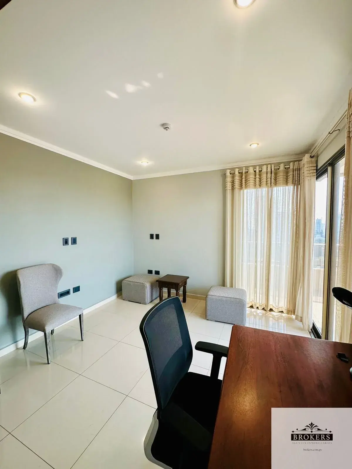 Apartamento de 2 quartos à venda em Carmelitas, Assunção - Image 12