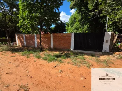 Casa de 2 dormitorios en Venta en Julián Augusto Saldívar