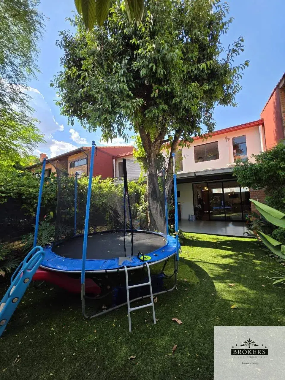 Casa de 2 quartos à Venda em San Jorge, Assunção - Image 10