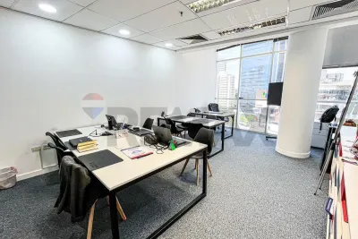 Local Comercial de 20m² en Alquiler en Las Lomas (Carmelitas), Asunción