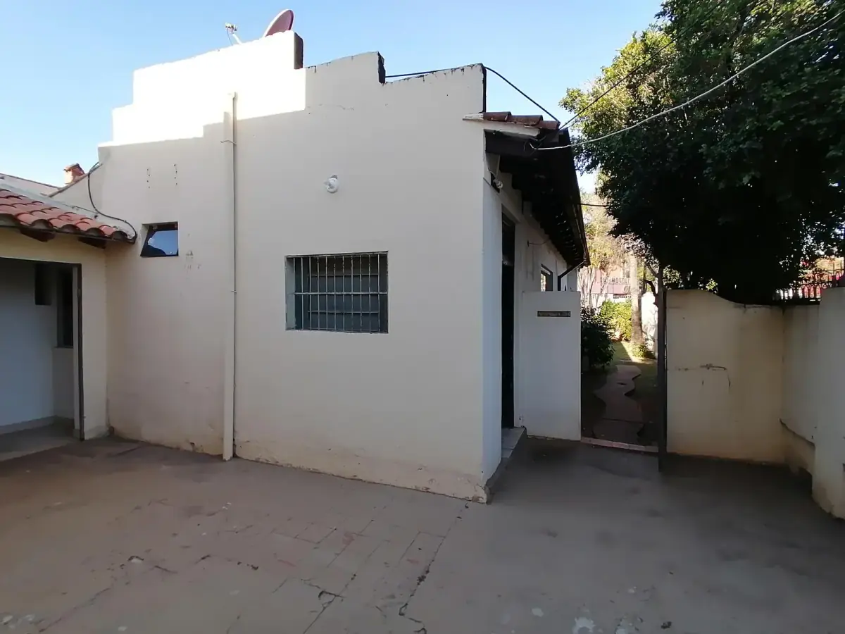 2-Bedroom House for Sale in Obrero, Lambaré - Image 7