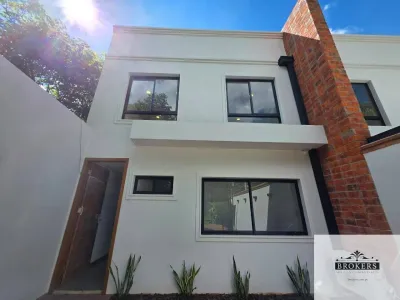 Casa de 3 dormitorios en Venta en Primer Barrio, Luque