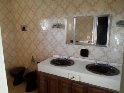 4-Bedroom House for Sale in Recoleta, Asunción
