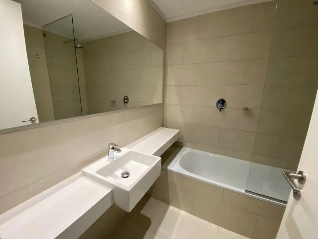 4-Bedroom Apartment for Rent in Mburucuyá, Asunción - Image 15