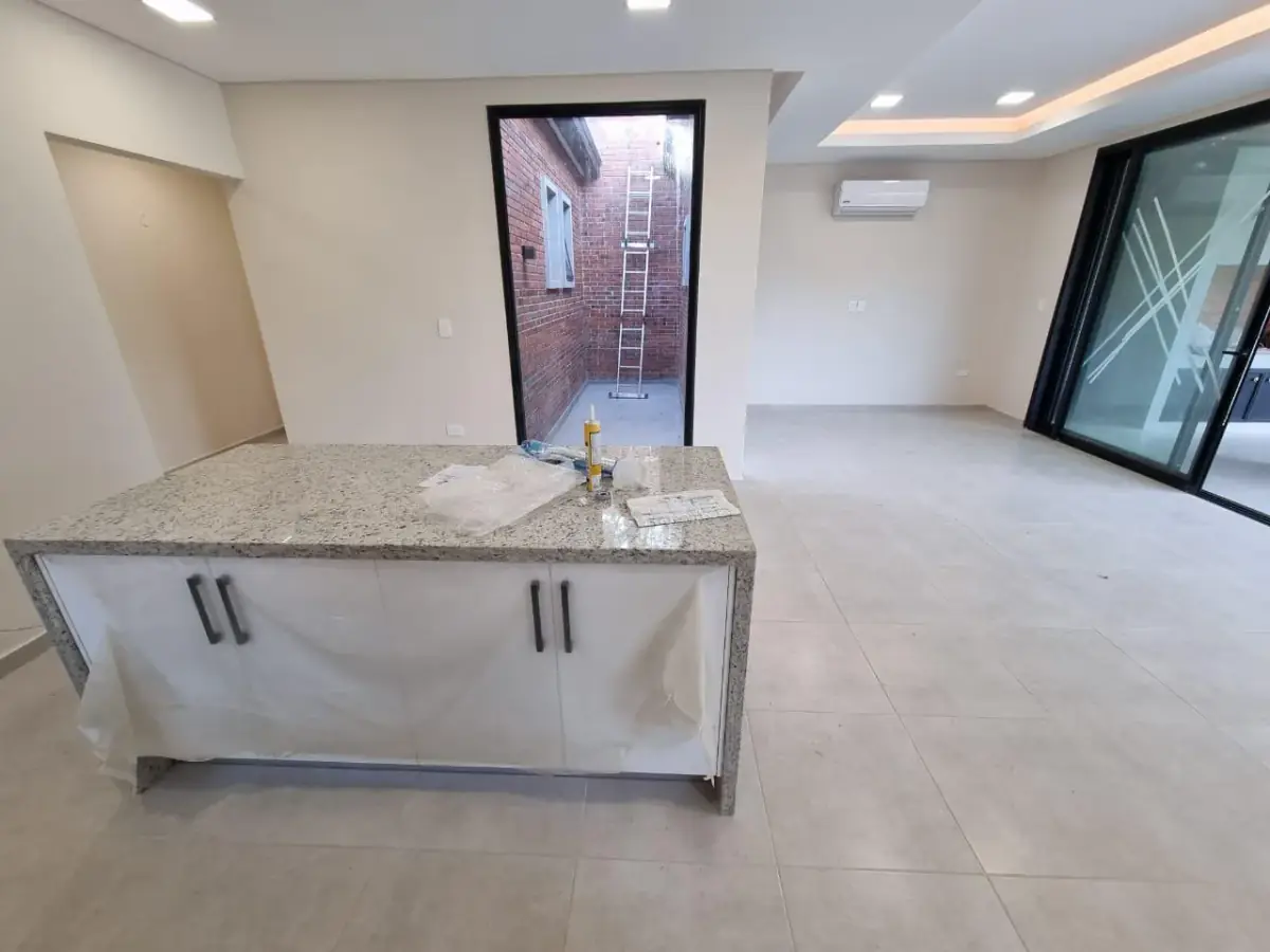 Casa de 3 dormitorios en Venta en San Bernardino - Image 4