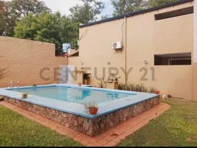 Casa de 4 quartos para Aluguel em Bo. Cerrado, Luque