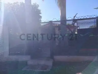 3-Bedroom House for Sale in Luque - Image 3