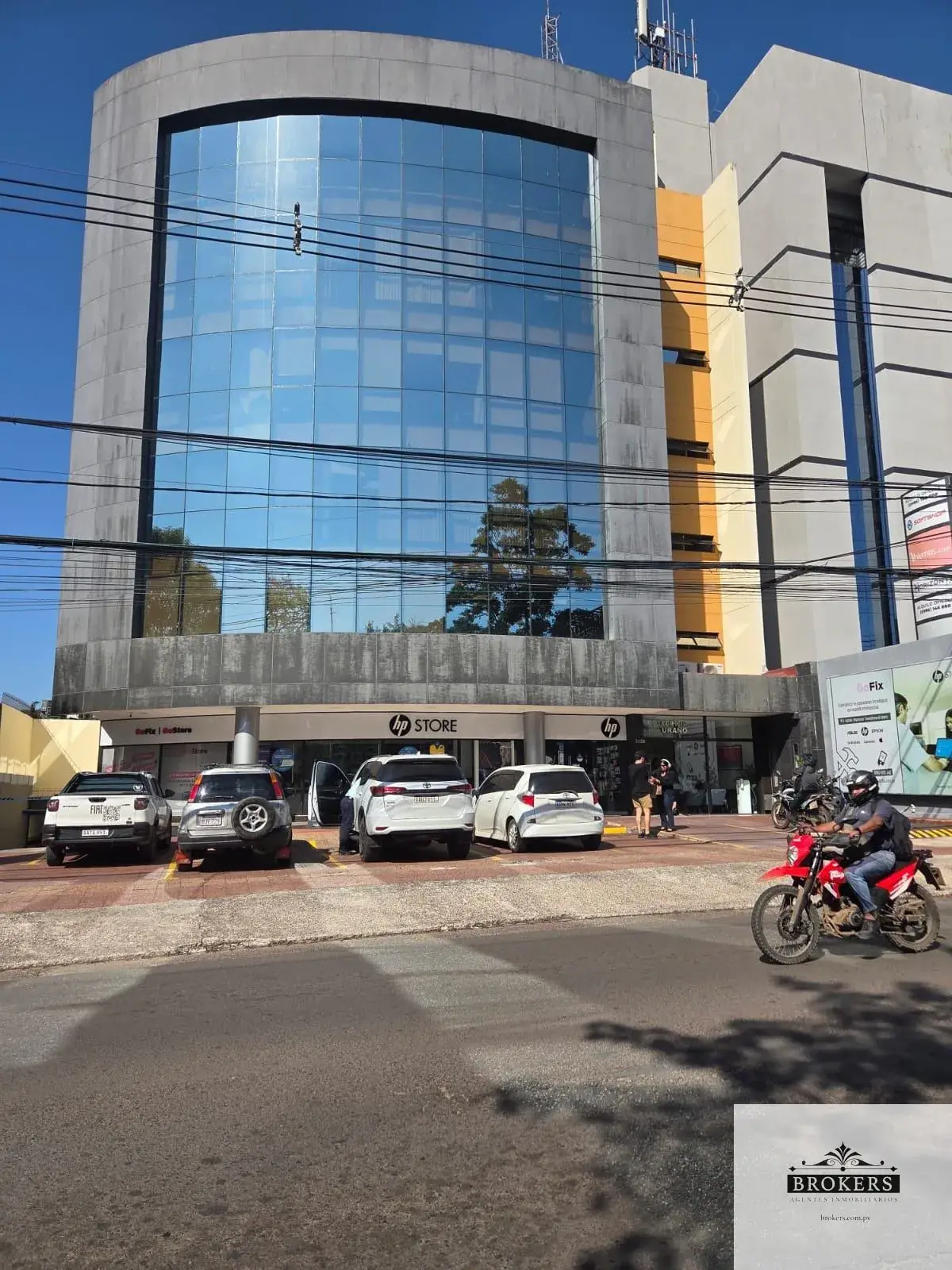 Espaço Comercial de 406m² para Aluguel em Mariscal Lopez, Assunção