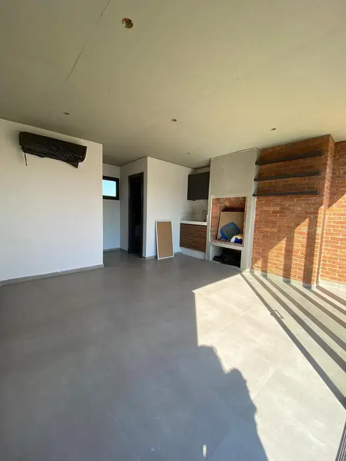 Casa de 3 dormitorios en Venta en Ycuá Satí, Asunción - Image 11