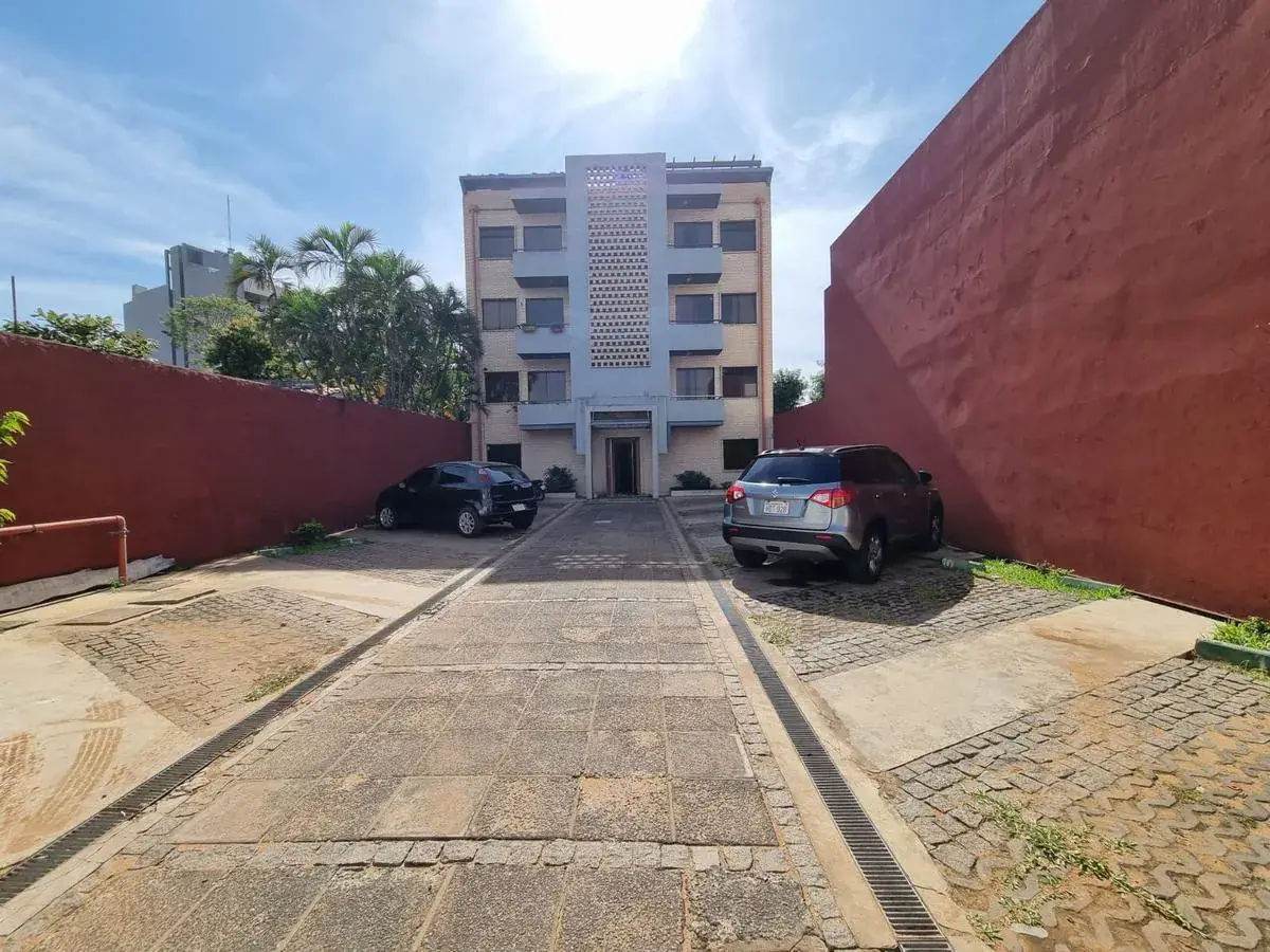 Departamento de 3 dormitorios en Venta en Carmelitas, Asunción - Image 3