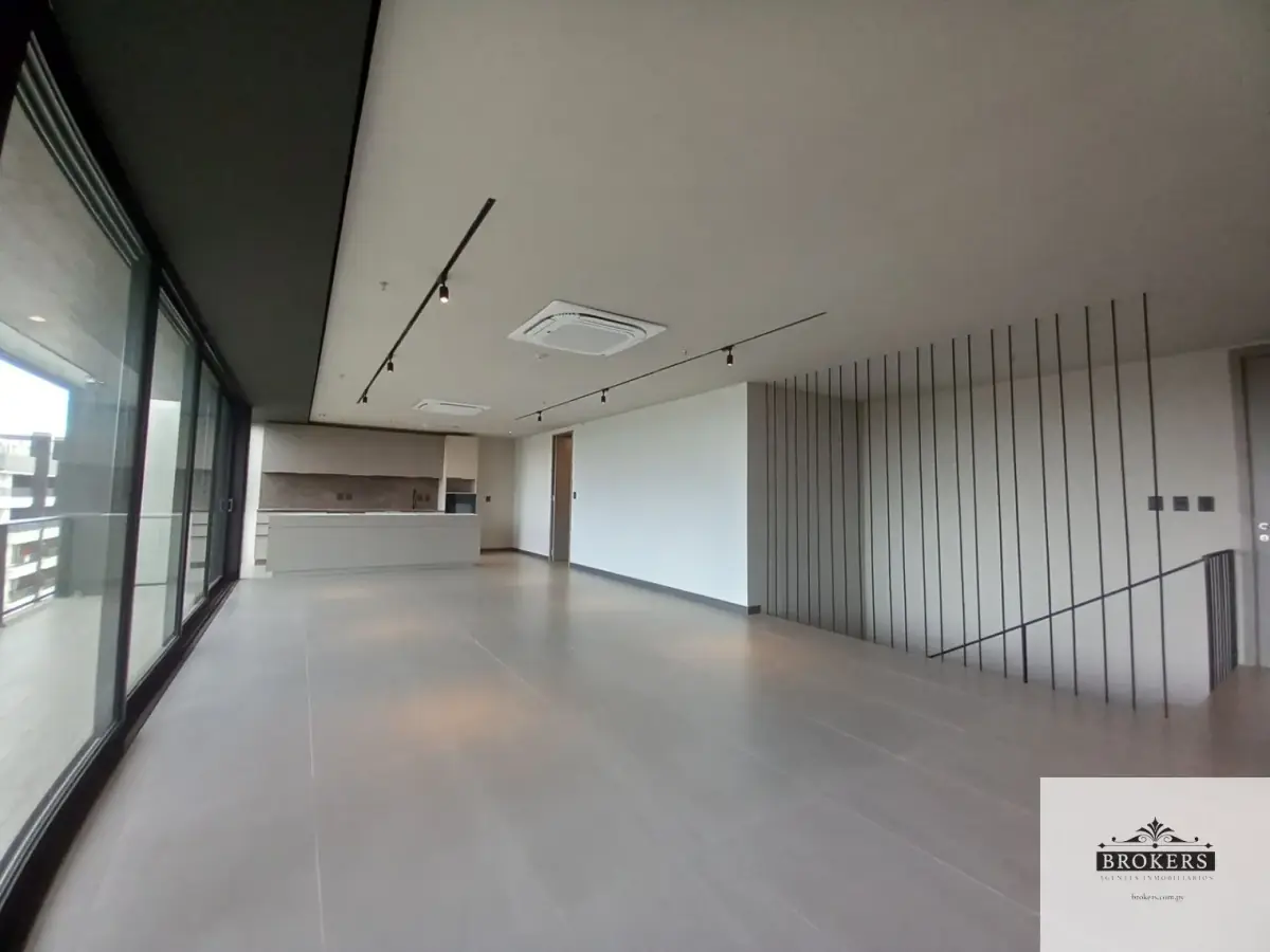 4-Bedroom Apartment for Sale in Herrera, Asunción - Image 19