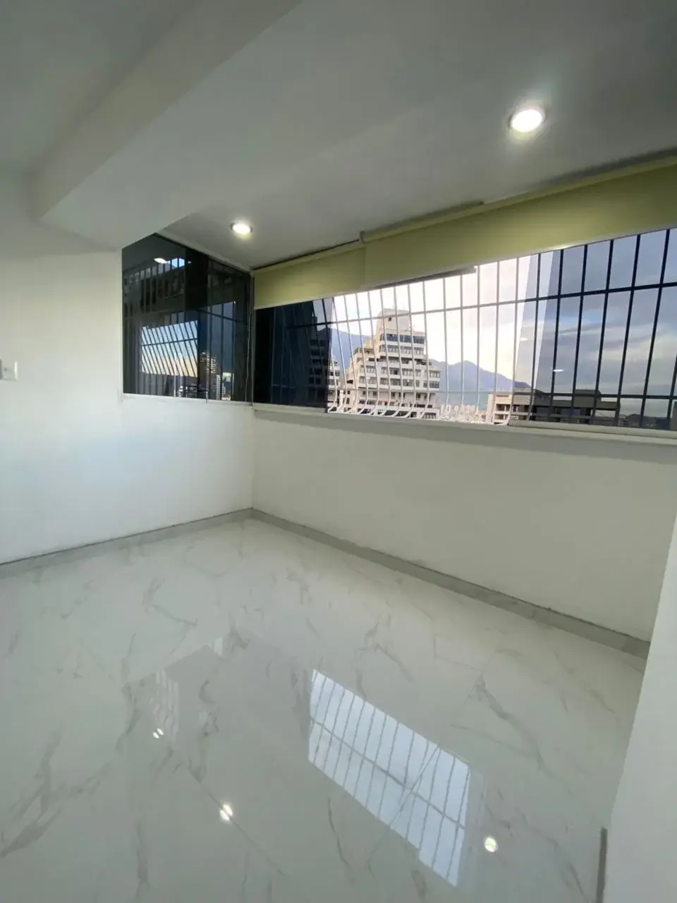 Apartamento en venta en Chacao, Bello Campo. - Image 4