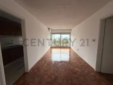 Departamento de 2 dormitorios en Alquiler en La Blanqueada, Montevideo
