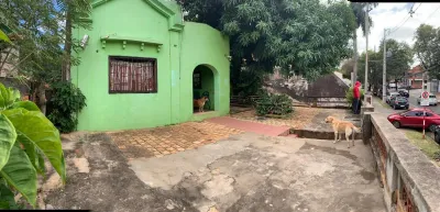 Casa de 1 dormitório à Venda em Recoleta, Asunción