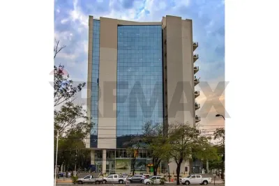 Local Comercial de 20m² en Alquiler en Las Lomas (Carmelitas), Asunción
