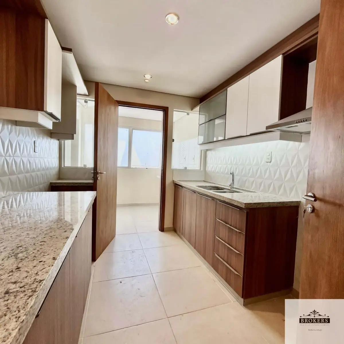 3-Bedroom Apartment for Sale in Jara, Asunción - Image 15