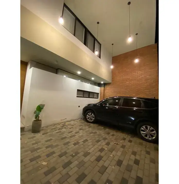 Casa de 3 dormitorios en Venta en Ycuá Satí, Asunción - Image 5