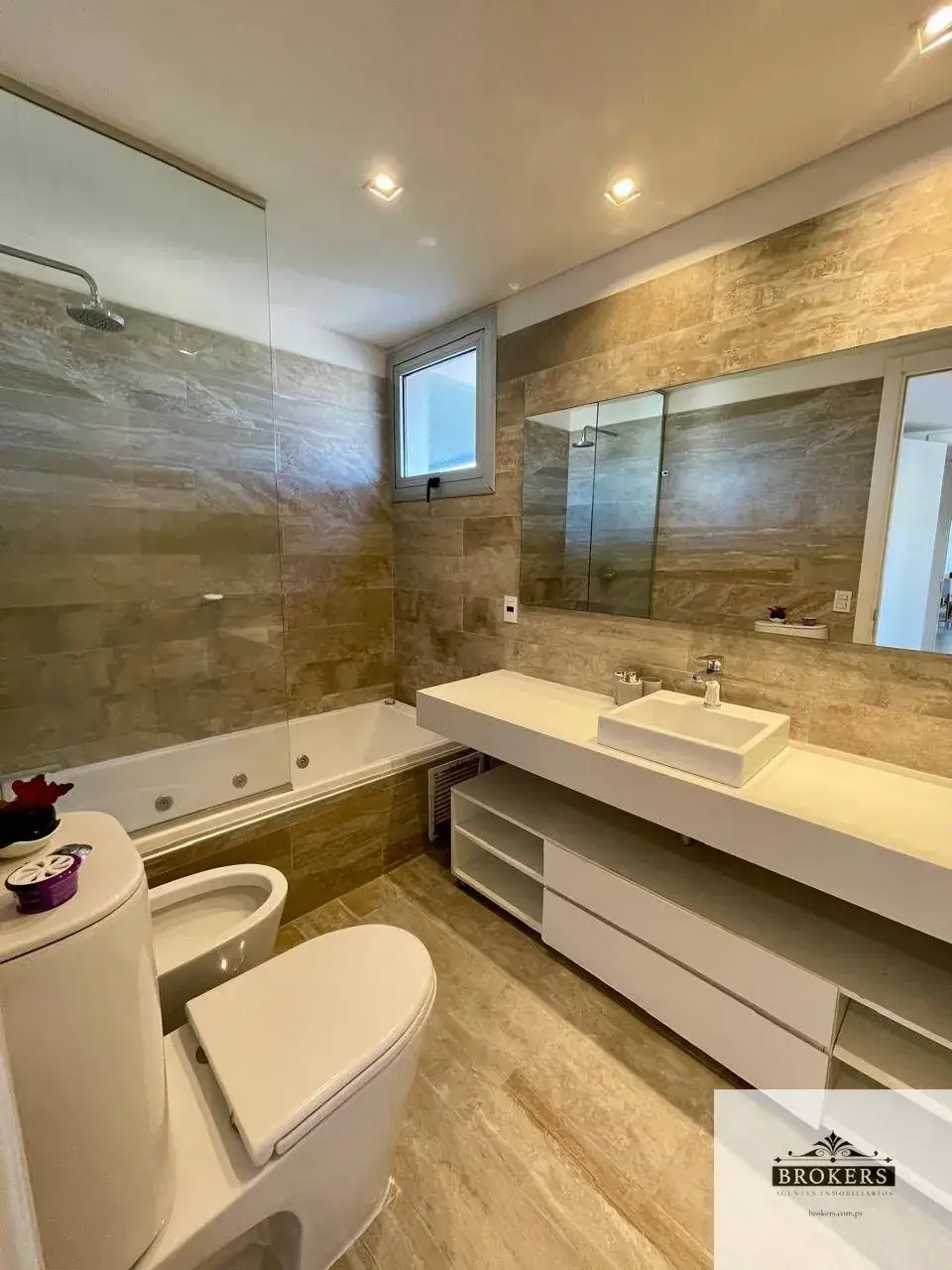 Apartamento de 4 quartos à Venda em Mburucuyá, Assunção - Image 17