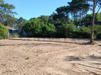 Terreno de 584m² à Venda em Punta del Diablo