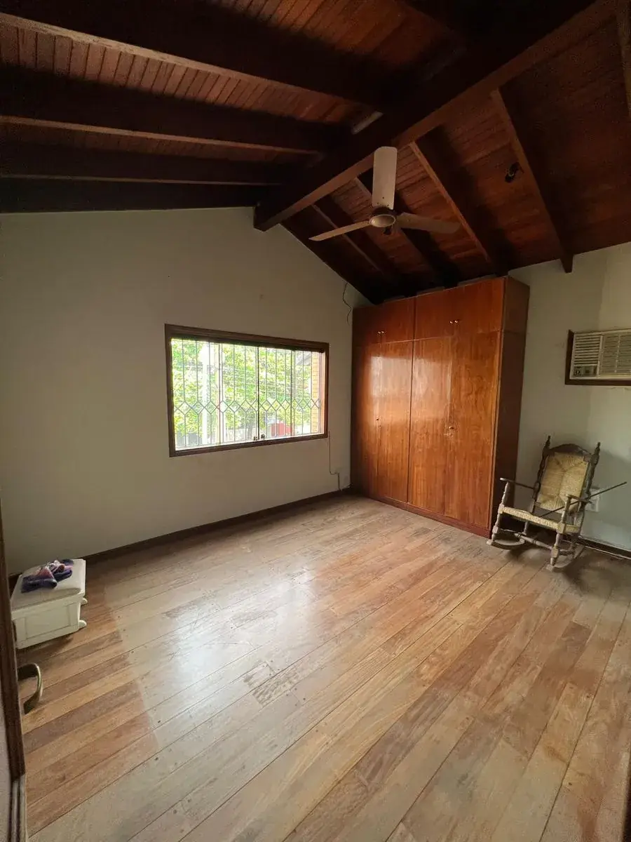 Casa de 4 dormitorios en Venta en Mburucuyá, Asunción - Image 6