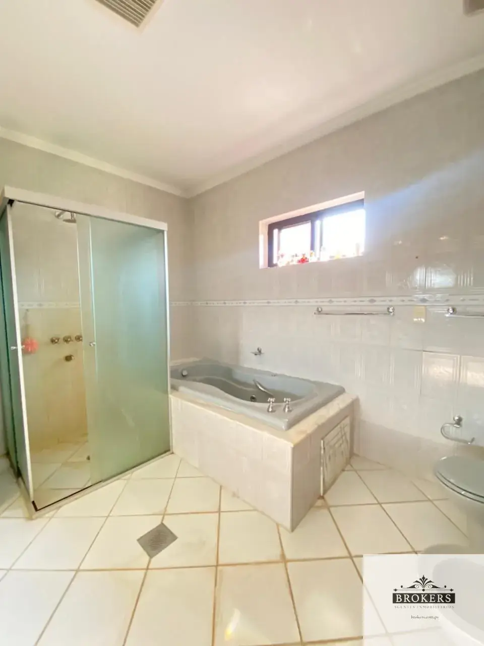 Casa de 4 quartos para Aluguel em Parques del Yatch, Lambaré - Image 20