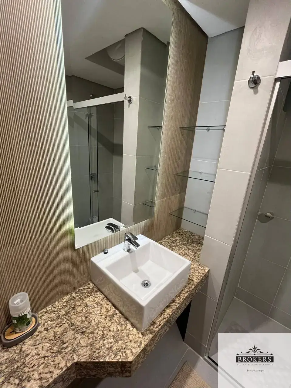 2-Bedroom Apartment for Rent in Mariscal Lopez, Asunción - Image 10